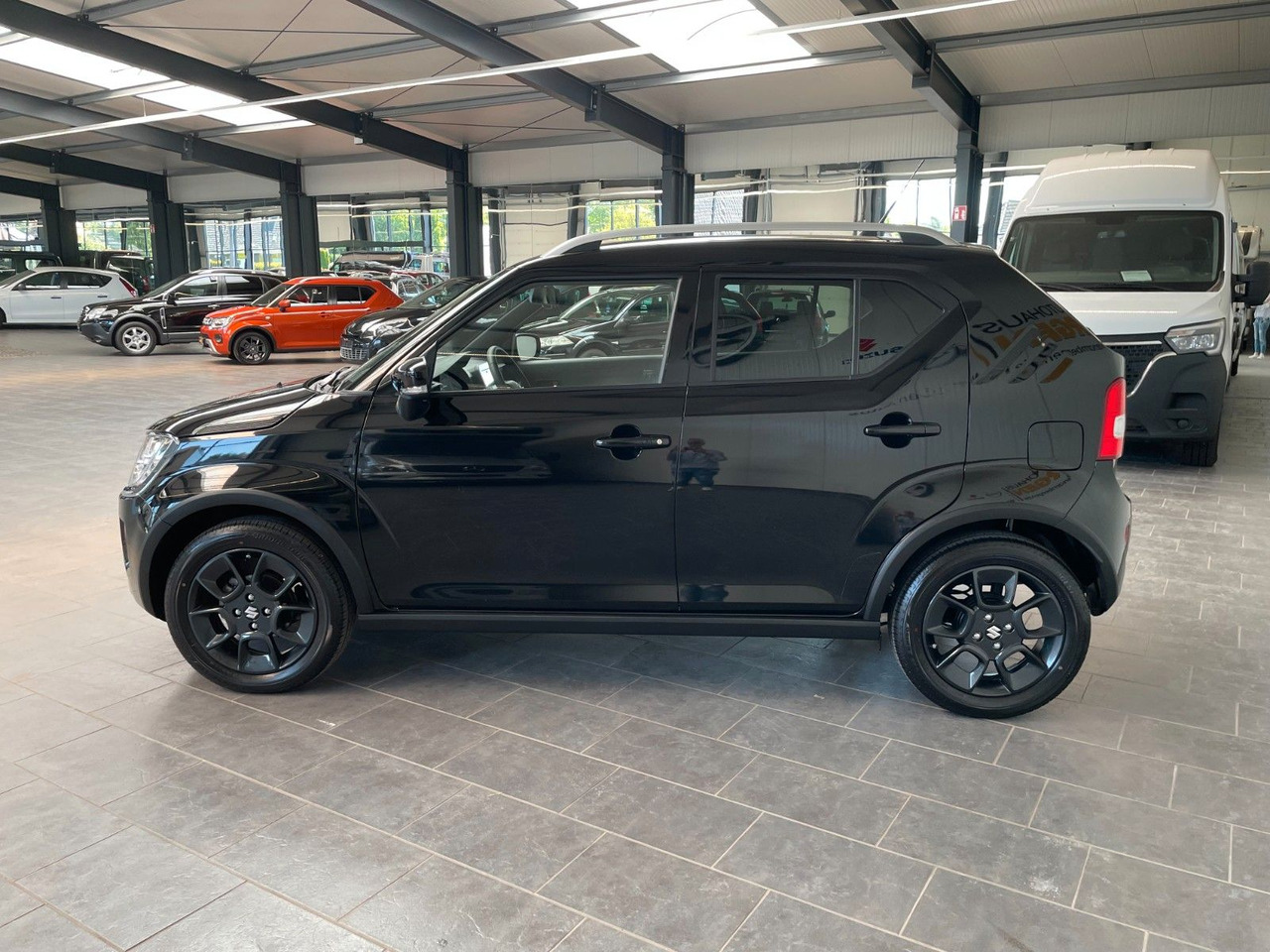 Suzuki Ignis Comfort+ Hybrid ,SHZ, Klimaauto., Tempomat - Αυτοκίνητο: φωτογραφία 5 Suzuki Ignis Comfort+ Hybrid ,SHZ, Klimaauto., Tempomat - Αυτοκίνητο: φωτογραφία 5