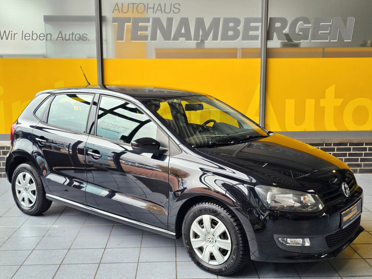 Volkswagen Polo V Trendline 8-fach Sitzheizung - Αυτοκίνητο: φωτογραφία 1 Volkswagen Polo V Trendline 8-fach Sitzheizung - Αυτοκίνητο: φωτογραφία 1