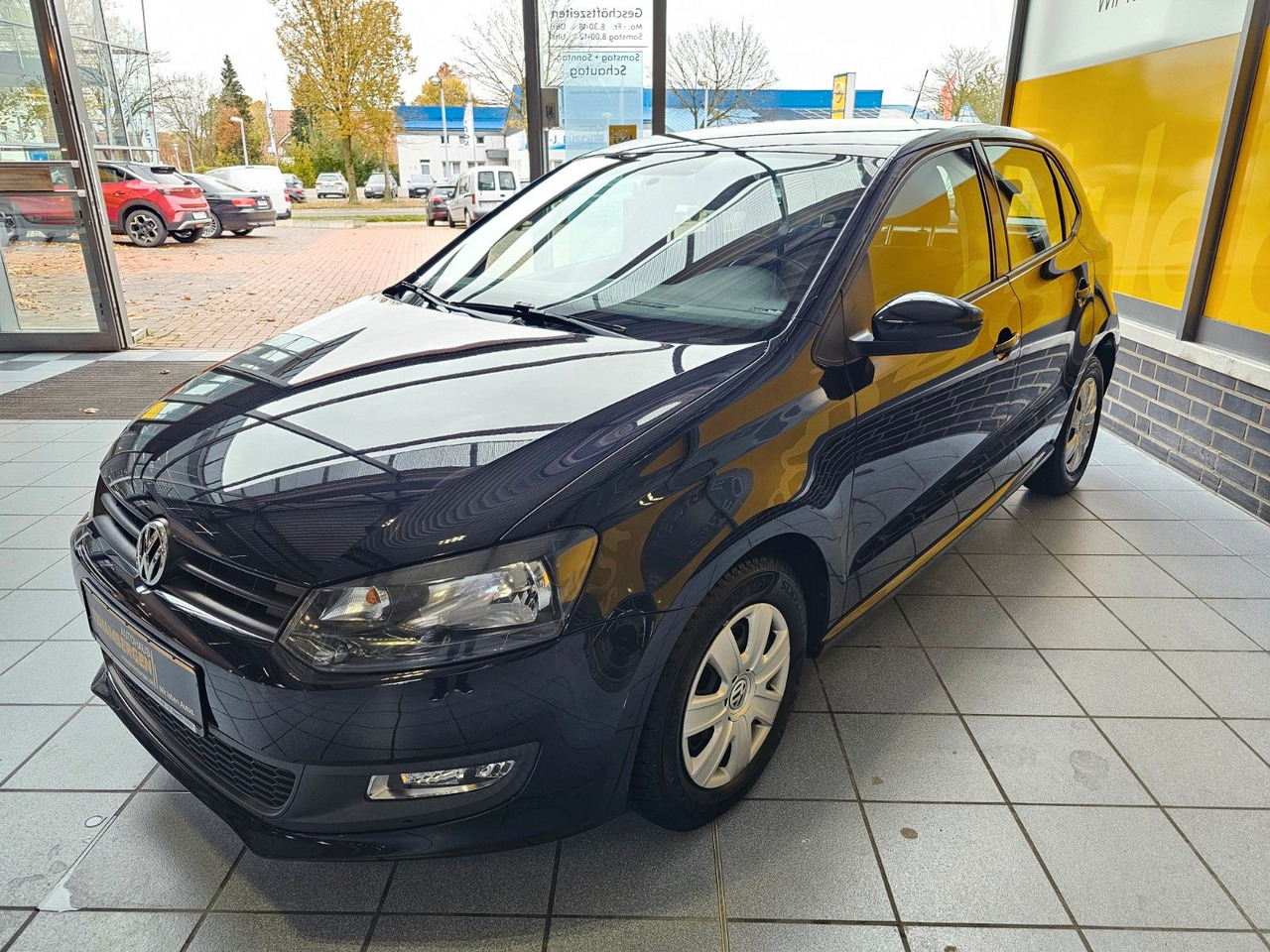 Volkswagen Polo V Trendline 8-fach Sitzheizung - Αυτοκίνητο: φωτογραφία 2 Volkswagen Polo V Trendline 8-fach Sitzheizung - Αυτοκίνητο: φωτογραφία 2