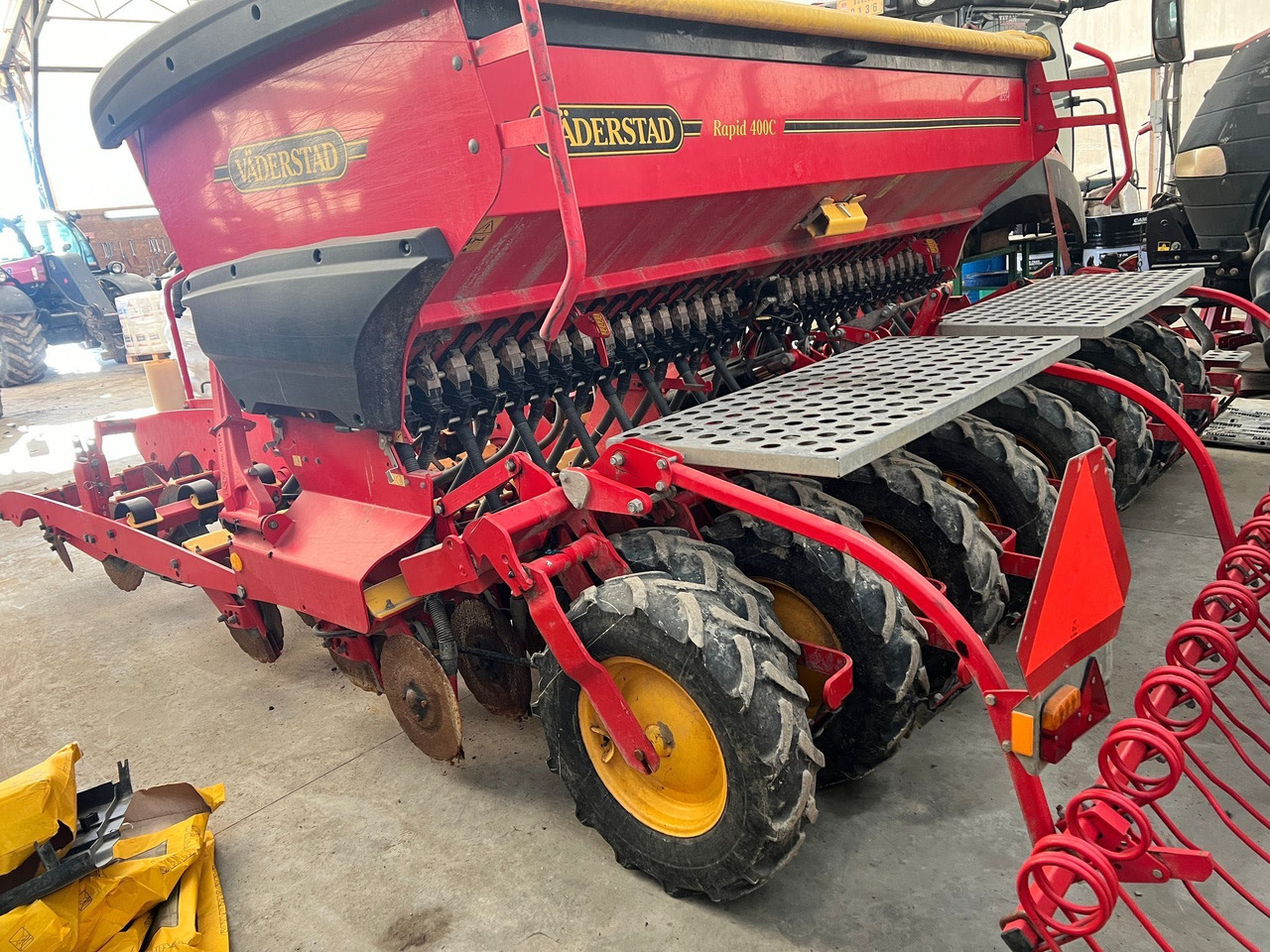 Vaderstad Rapid RD 400C - Σπαρτική μηχανή: φωτογραφία 1 Vaderstad Rapid RD 400C - Σπαρτική μηχανή: φωτογραφία 1
