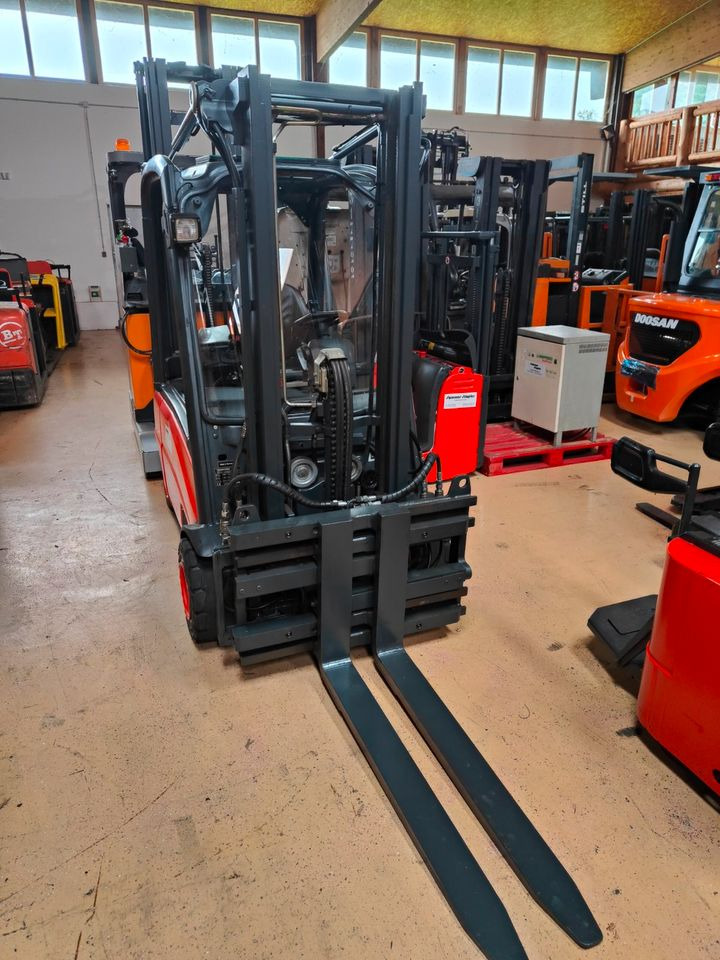 Linde E20PL - Ηλεκτροκίνητο περονοφόρο: φωτογραφία 2 Linde E20PL - Ηλεκτροκίνητο περονοφόρο: φωτογραφία 2