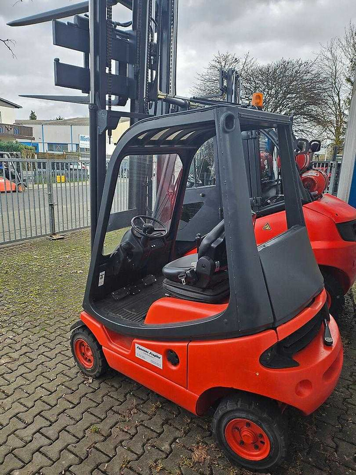 Linde H16 D - Πετρελαιοκίνητο περονοφόρο: φωτογραφία 2 Linde H16 D - Πετρελαιοκίνητο περονοφόρο: φωτογραφία 2