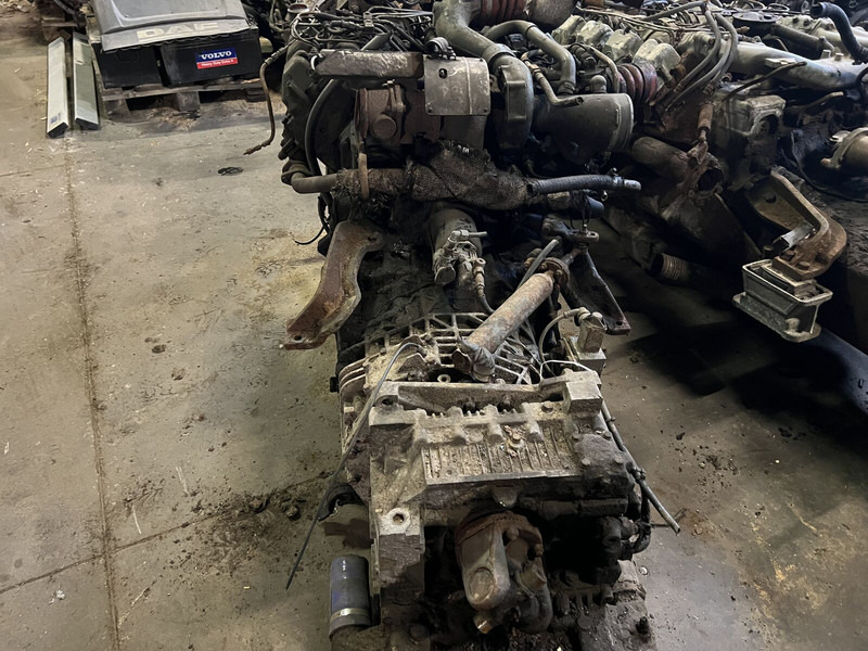 Mercedes-Benz O303 - Κινητήρας: φωτογραφία 4 Mercedes-Benz O303 - Κινητήρας: φωτογραφία 4