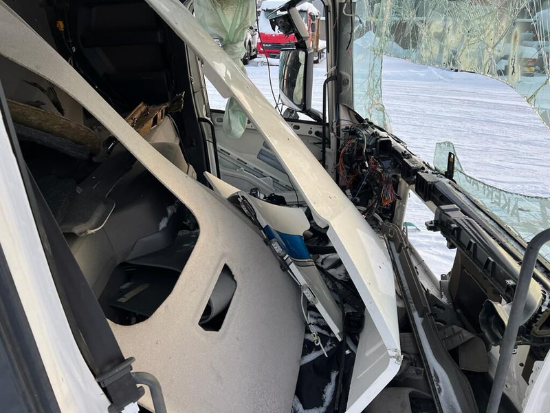 Scania R730 - Καμπίνα και εσωτερικό: φωτογραφία 5 Scania R730 - Καμπίνα και εσωτερικό: φωτογραφία 5