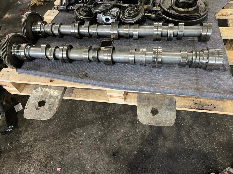 Scania RH - Εκκεντροφόρος άξονας: φωτογραφία 1 Scania RH - Εκκεντροφόρος άξονας: φωτογραφία 1