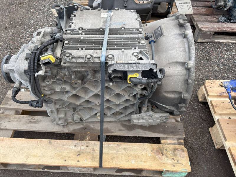 Volvo AT2412F - Κιβώτιο ταχυτήτων: φωτογραφία 2 Volvo AT2412F - Κιβώτιο ταχυτήτων: φωτογραφία 2