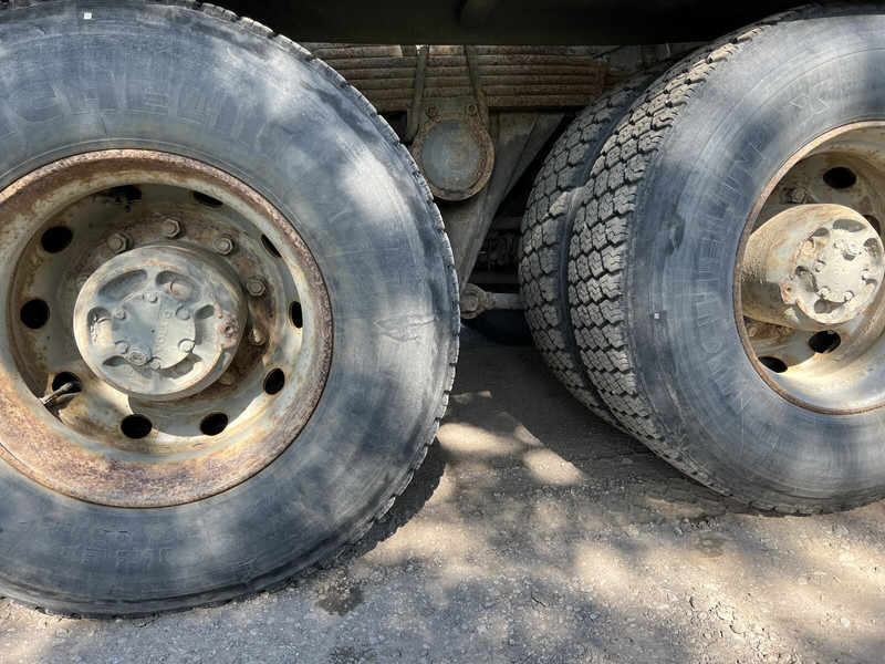 Σταθερή αντλία σκυροδέματος Volvo FL12: φωτογραφία 8
