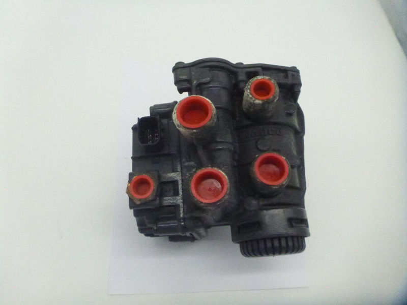 Wabco EBS - Εξαρτήματα φρένων: φωτογραφία 2 Wabco EBS - Εξαρτήματα φρένων: φωτογραφία 2