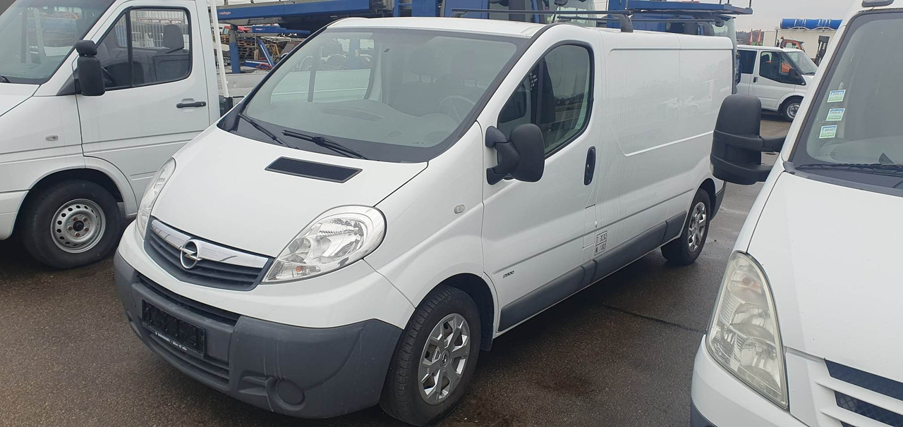 Opel Vivaro - Μικρό βαν: φωτογραφία 1 Opel Vivaro - Μικρό βαν: φωτογραφία 1