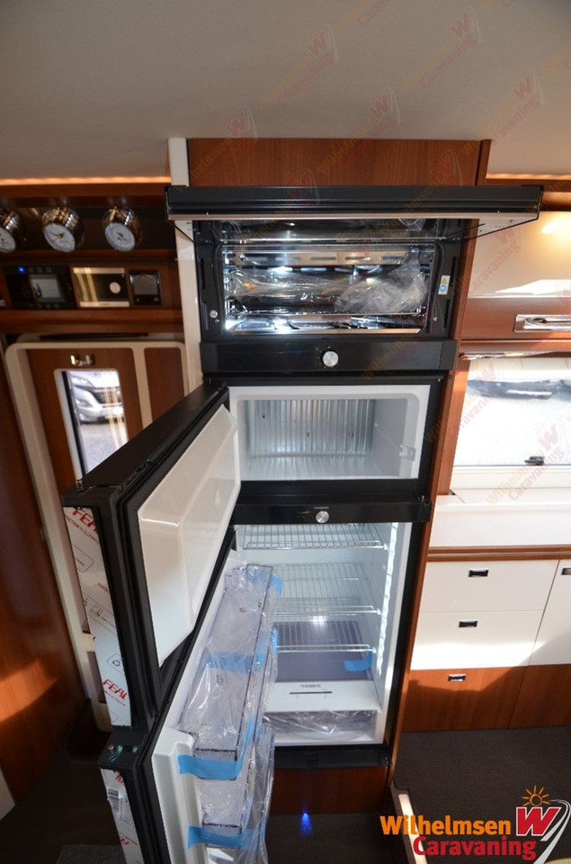 Ενιαίο αυτοκινούμενο Carthago liner-for-two I 53 L 5,5 t*Luftfed*51.178 Rabat: φωτογραφία 14