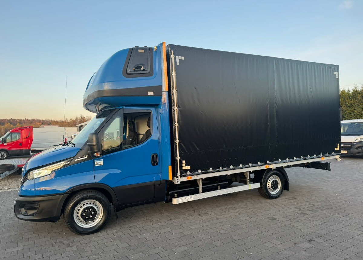 Iveco 35S18 3.0 Hi-Matic Salon Polska 30 180ps - Επαγγελματικό αυτοκίνητο με μουσαμά: φωτογραφία 2 Iveco 35S18 3.0 Hi-Matic Salon Polska 30 180ps - Επαγγελματικό αυτοκίνητο με μουσαμά: φωτογραφία 2