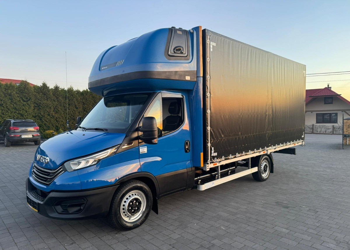 Iveco 35S18 3.0 Hi-Matic Salon Polska 30 180ps - Επαγγελματικό αυτοκίνητο με μουσαμά: φωτογραφία 3 Iveco 35S18 3.0 Hi-Matic Salon Polska 30 180ps - Επαγγελματικό αυτοκίνητο με μουσαμά: φωτογραφία 3