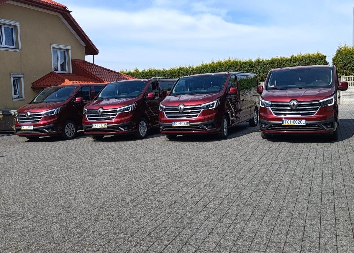 Renault Trafic Ogłoszenie dotyczy wynajmu Auta 9-osobowego - Μικρό λεωφορείο, Επιβατικό βαν: φωτογραφία 1 Renault Trafic Ogłoszenie dotyczy wynajmu Auta 9-osobowego - Μικρό λεωφορείο, Επιβατικό βαν: φωτογραφία 1