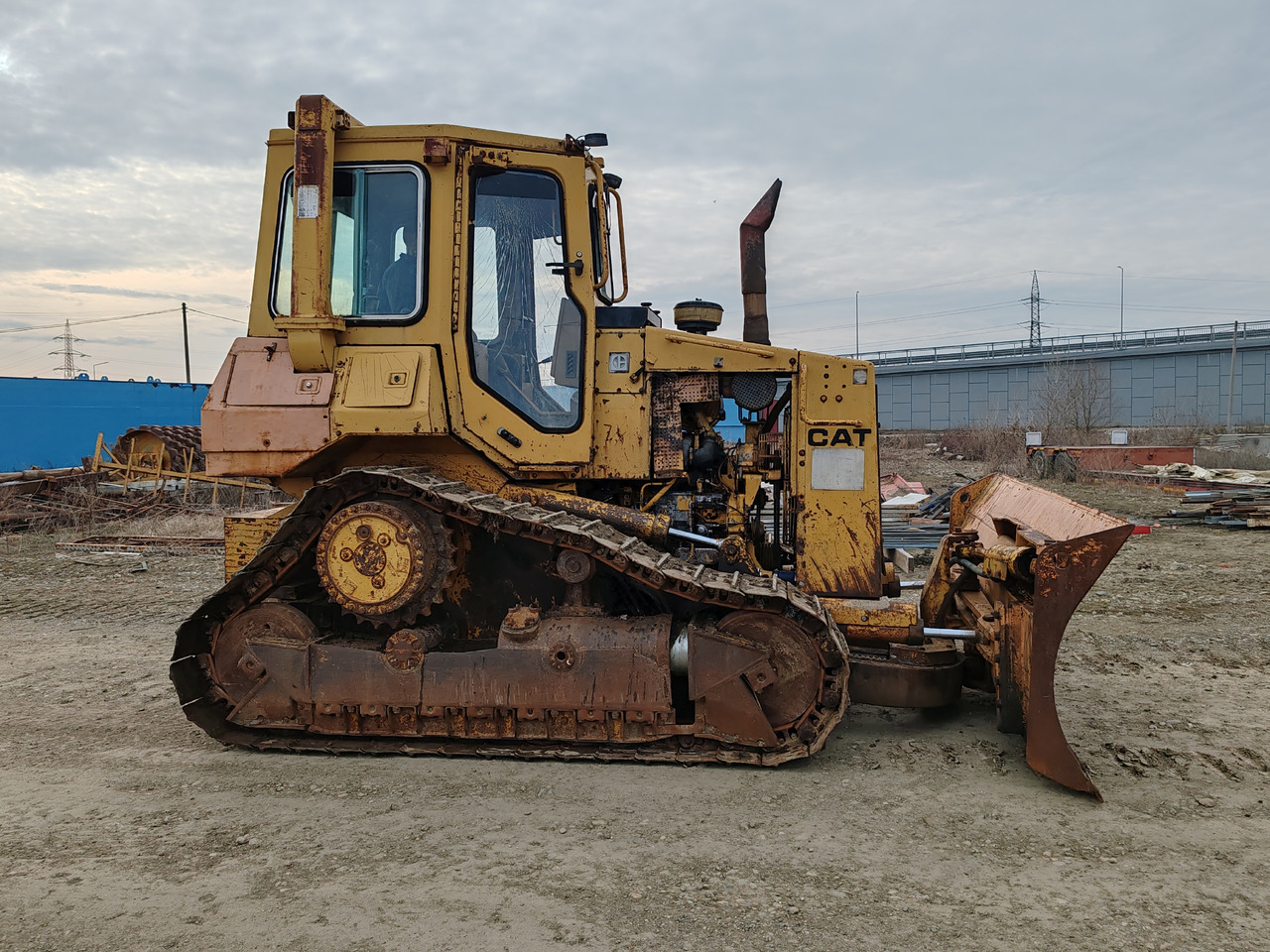 Caterpillar D4H - Μπουλντόζα: φωτογραφία 4 Caterpillar D4H - Μπουλντόζα: φωτογραφία 4
