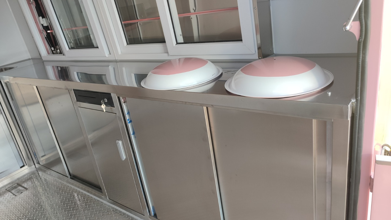 Deli Star Trailer Retro Frenchie HR 5020 Electric - EU standards - Ρυμουλκούμενη καντίνα: φωτογραφία 4 Deli Star Trailer Retro Frenchie HR 5020 Electric - EU standards - Ρυμουλκούμενη καντίνα: φωτογραφία 4