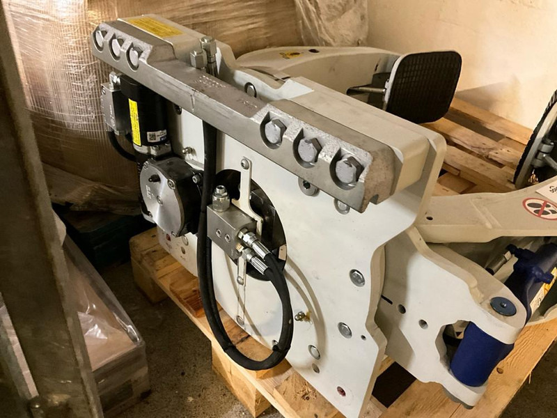 CASCADE - Μηχανήμα επεξεργασίας μετάλλου: φωτογραφία 5 CASCADE - Μηχανήμα επεξεργασίας μετάλλου: φωτογραφία 5