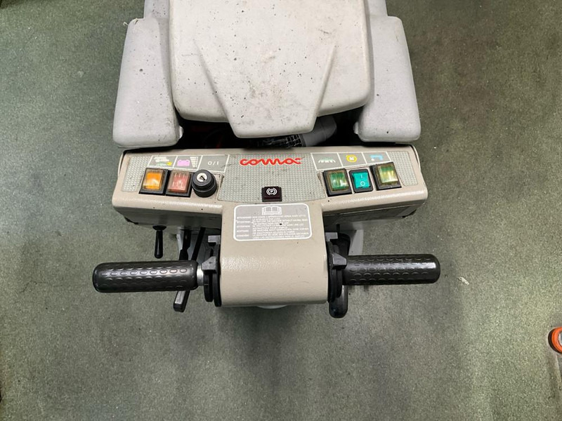 Comac Simpla 50 Bt - Μηχανήμα επεξεργασίας μετάλλου: φωτογραφία 4 Comac Simpla 50 Bt - Μηχανήμα επεξεργασίας μετάλλου: φωτογραφία 4
