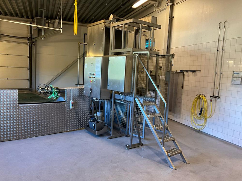 Coriarius - Μηχανήμα επεξεργασίας μετάλλου: φωτογραφία 1 Coriarius - Μηχανήμα επεξεργασίας μετάλλου: φωτογραφία 1