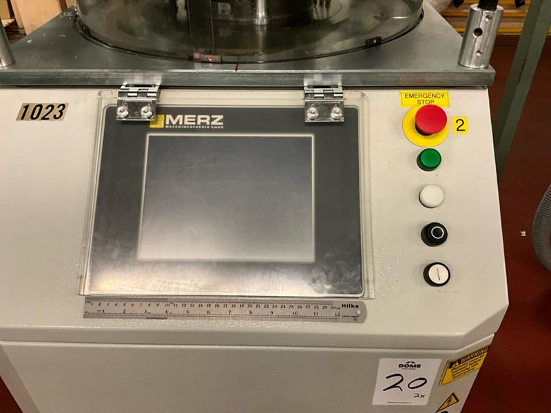 Merz CC4 II - Βιομηχανικός εξοπλισμός: φωτογραφία 5 Merz CC4 II - Βιομηχανικός εξοπλισμός: φωτογραφία 5