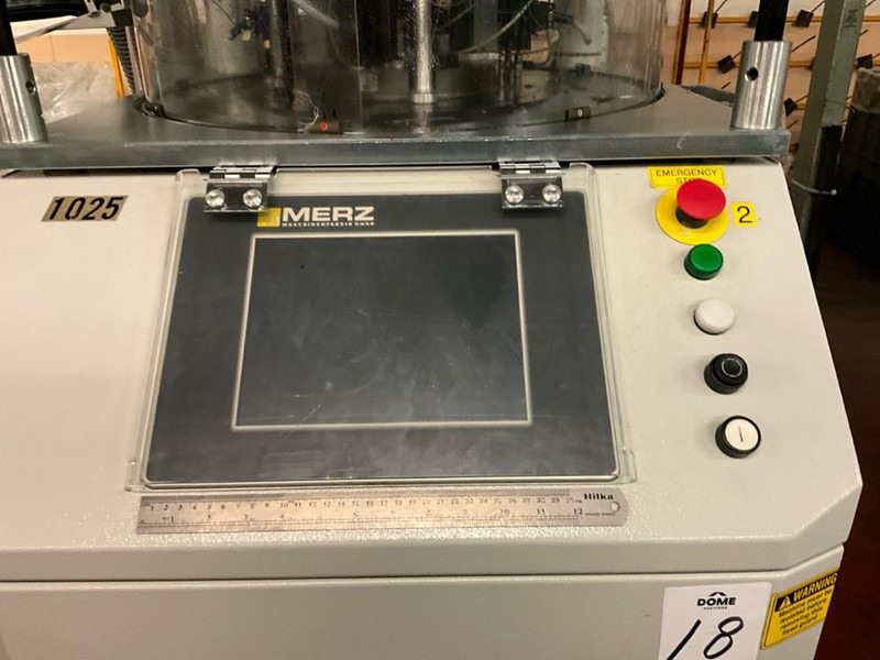 Merz CC4 II - Βιομηχανικός εξοπλισμός: φωτογραφία 5 Merz CC4 II - Βιομηχανικός εξοπλισμός: φωτογραφία 5