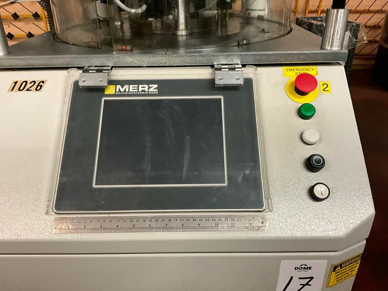 Merz CC4 II - Βιομηχανικός εξοπλισμός: φωτογραφία 5 Merz CC4 II - Βιομηχανικός εξοπλισμός: φωτογραφία 5
