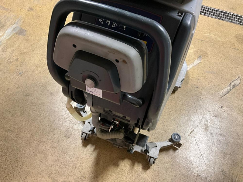 Nilfisk BA 531D - Μηχανήμα επεξεργασίας μετάλλου: φωτογραφία 4 Nilfisk BA 531D - Μηχανήμα επεξεργασίας μετάλλου: φωτογραφία 4