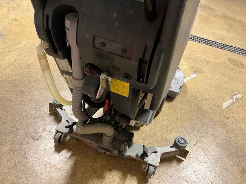 Nilfisk BA 531D - Μηχανήμα επεξεργασίας μετάλλου: φωτογραφία 5 Nilfisk BA 531D - Μηχανήμα επεξεργασίας μετάλλου: φωτογραφία 5