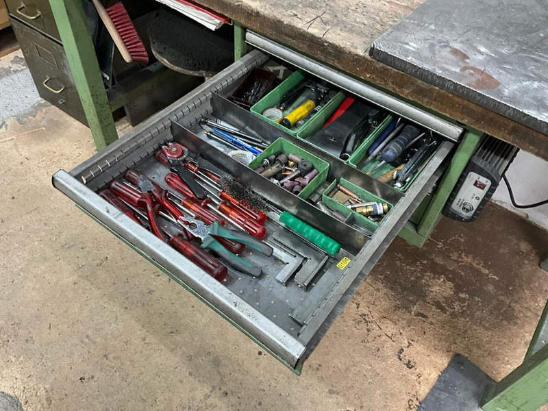 Εξοπλισμός γκαράζ Onbekend: φωτογραφία 6 Εξοπλισμός γκαράζ Onbekend: φωτογραφία 6