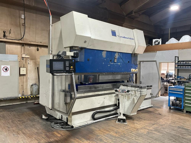 Trumpf TrumaBend V230 - Μηχανήμα επεξεργασίας μετάλλου: φωτογραφία 2 Trumpf TrumaBend V230 - Μηχανήμα επεξεργασίας μετάλλου: φωτογραφία 2