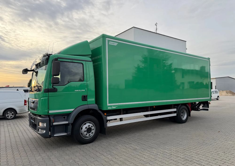MAN TGM 15.250 - Φορτηγό κόφα: φωτογραφία 3 MAN TGM 15.250 - Φορτηγό κόφα: φωτογραφία 3