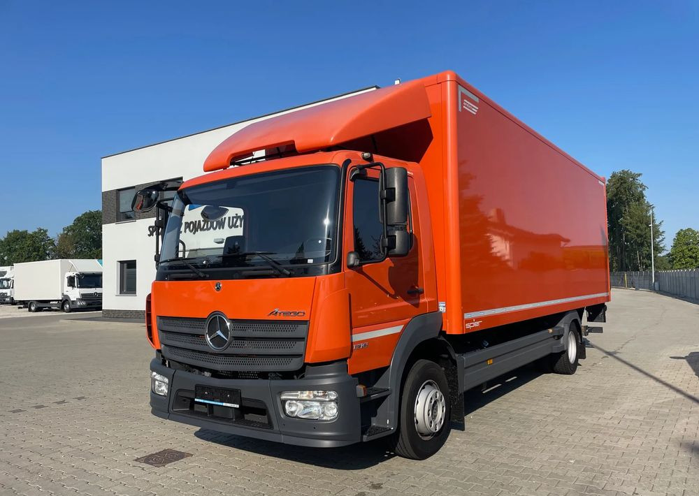 Mercedes-Benz ATEGO 1218 - Φορτηγό κόφα: φωτογραφία 1 Mercedes-Benz ATEGO 1218 - Φορτηγό κόφα: φωτογραφία 1