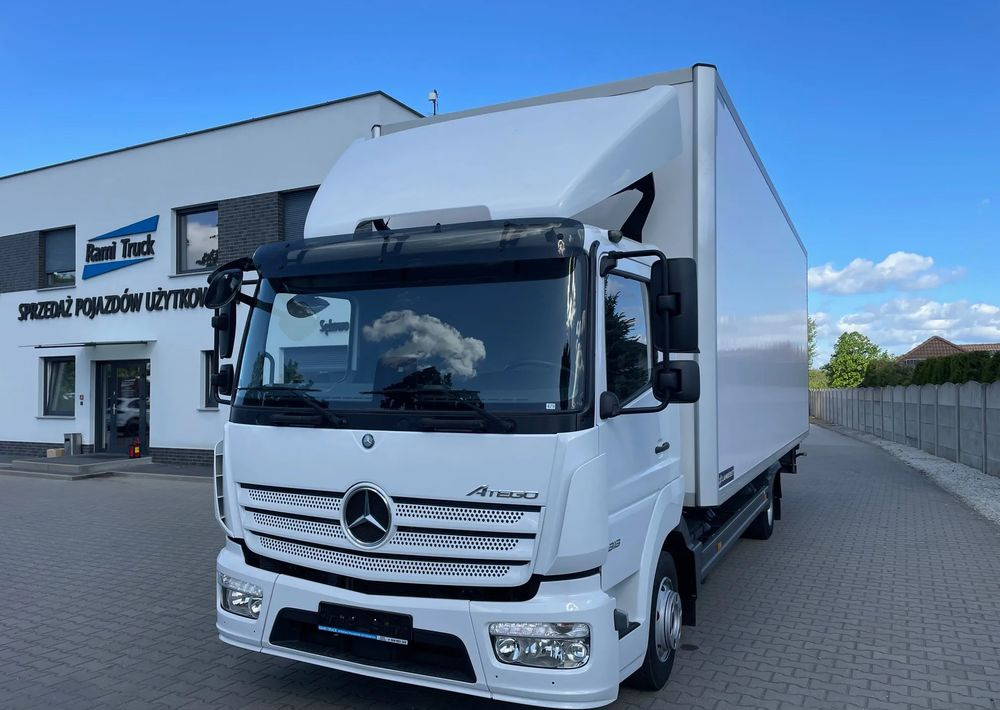 Mercedes-Benz ATEGO 818, IZOTERMA OGRZEWANA! - Φορτηγό κόφα: φωτογραφία 1 Mercedes-Benz ATEGO 818, IZOTERMA OGRZEWANA! - Φορτηγό κόφα: φωτογραφία 1
