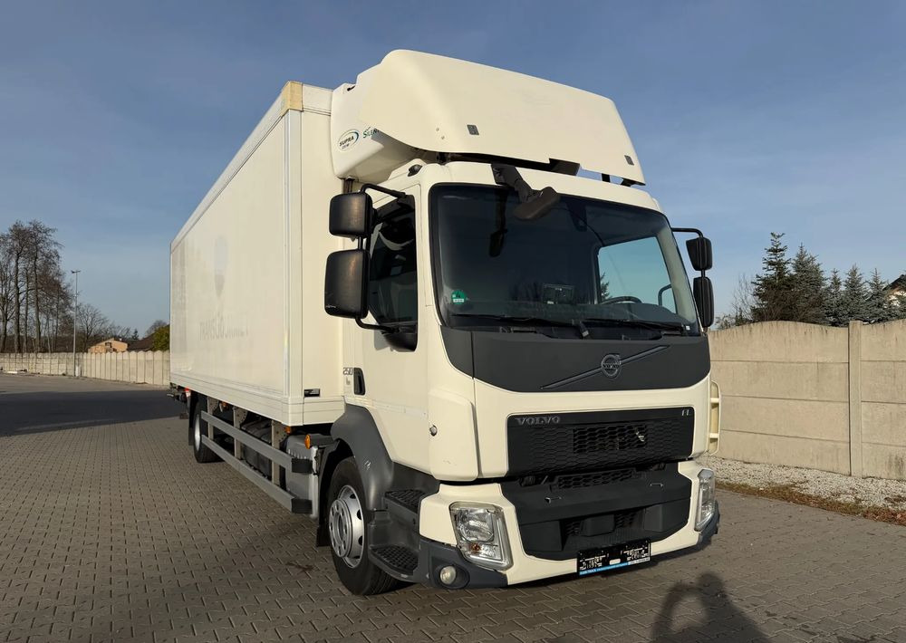 Volvo FL 16.250/ 19 PALET/ Ładownośc 6 ton/ na poduszkach! - Φορτηγό ψυγείο: φωτογραφία 2 Volvo FL 16.250/ 19 PALET/ Ładownośc 6 ton/ na poduszkach! - Φορτηγό ψυγείο: φωτογραφία 2