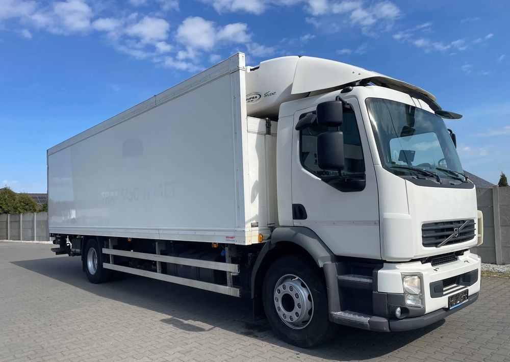 Volvo FL 18.260 CHŁODNIA, EURO 5! - Φορτηγό ψυγείο: φωτογραφία 4 Volvo FL 18.260 CHŁODNIA, EURO 5! - Φορτηγό ψυγείο: φωτογραφία 4