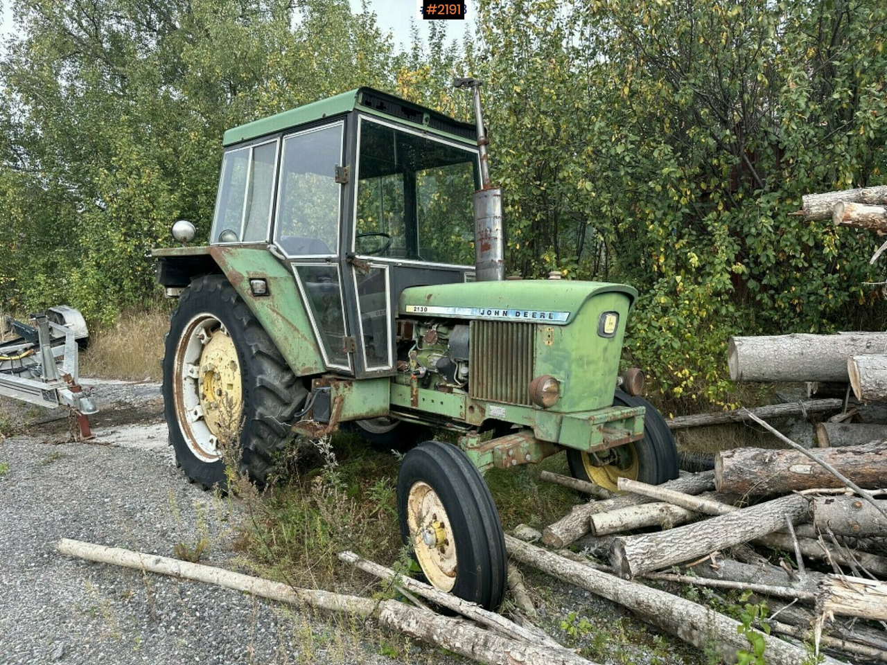 John Deere 2130 Tractor - Τρακτέρ: φωτογραφία 1 John Deere 2130 Tractor - Τρακτέρ: φωτογραφία 1