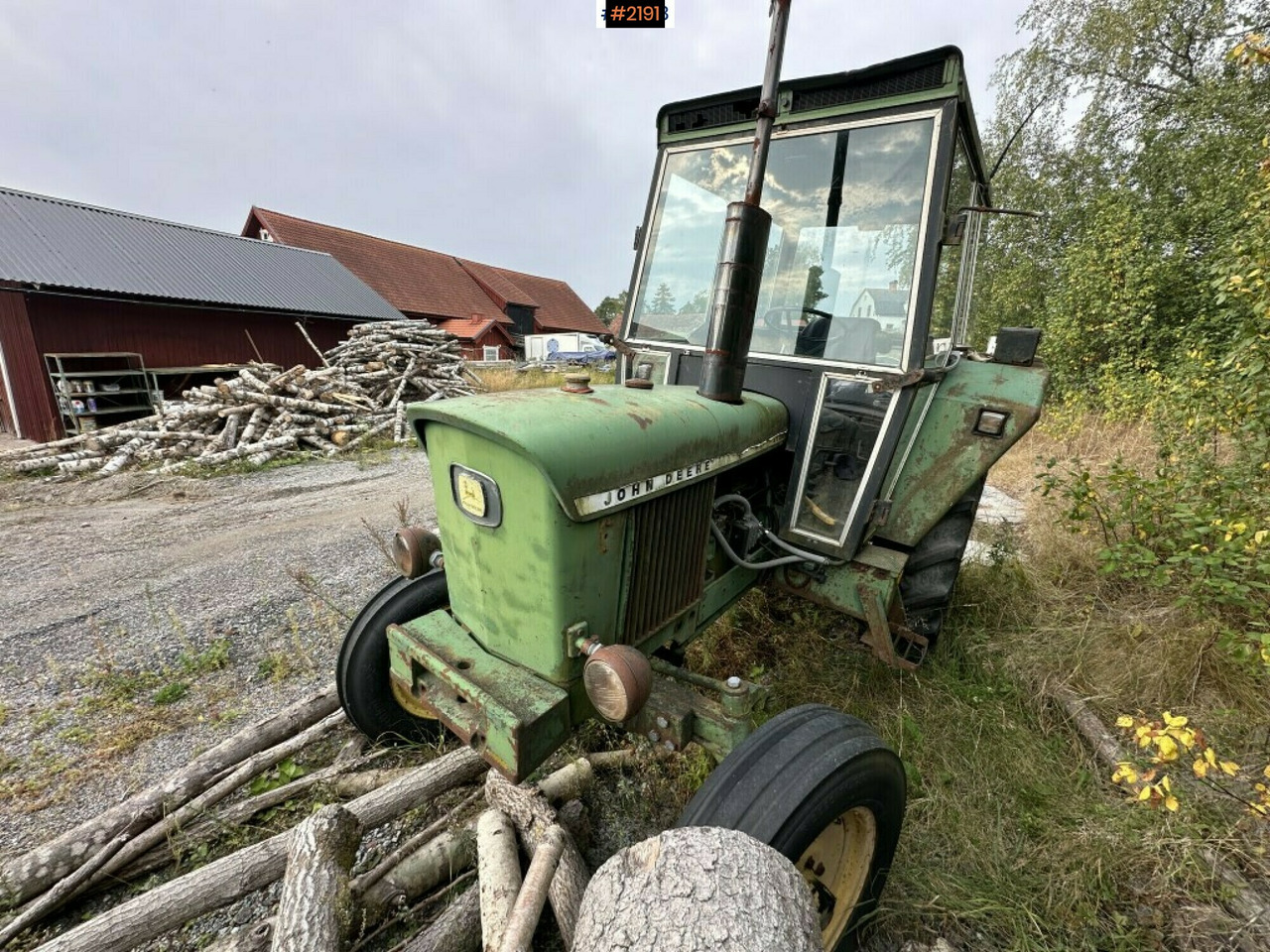 John Deere 2130 Tractor - Τρακτέρ: φωτογραφία 3 John Deere 2130 Tractor - Τρακτέρ: φωτογραφία 3