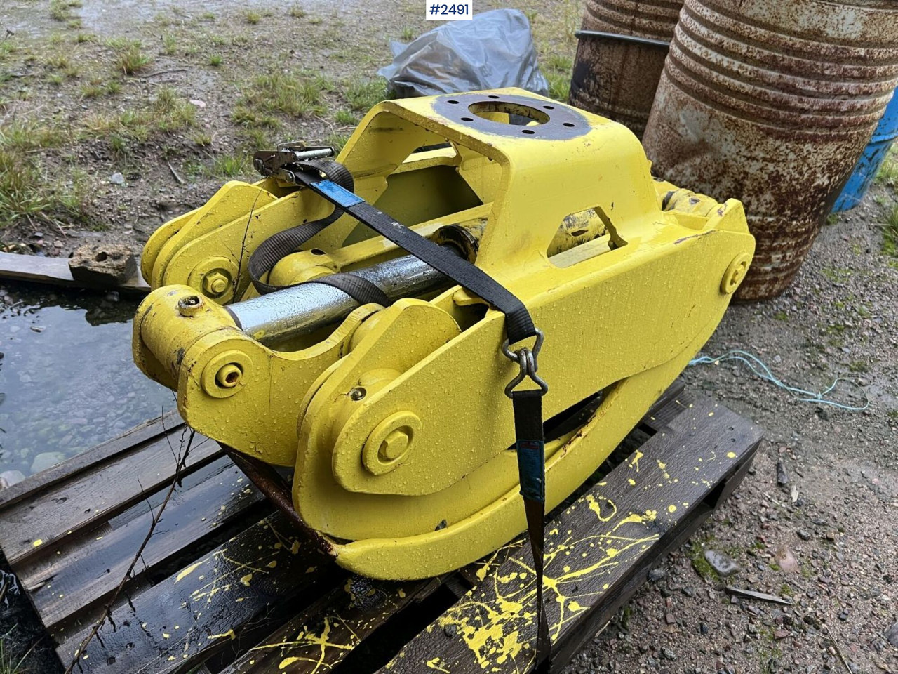 John Deere Logging Grapple SG 042 - Δασικά μηχανήματα: φωτογραφία 1 John Deere Logging Grapple SG 042 - Δασικά μηχανήματα: φωτογραφία 1