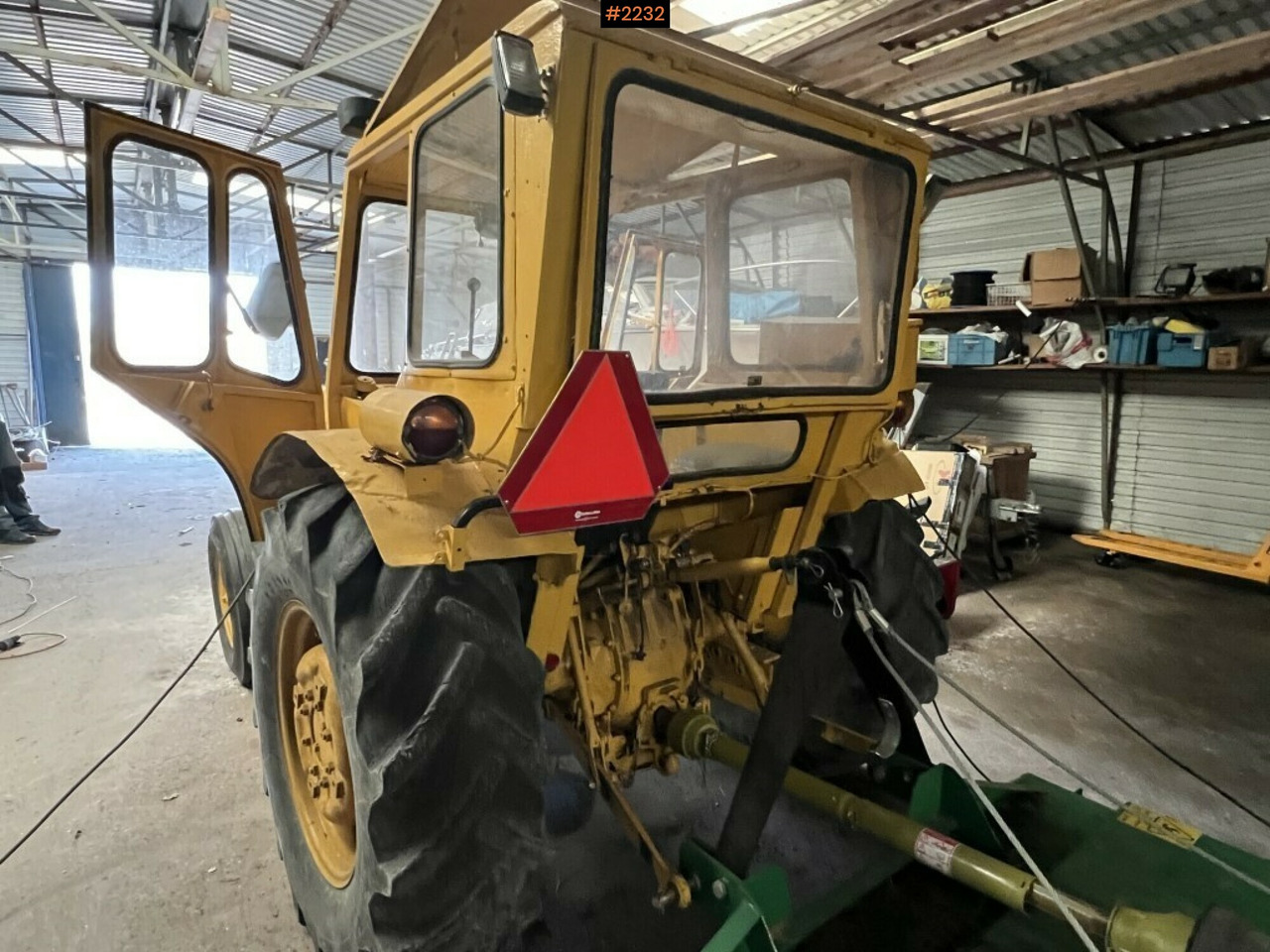 Tractor- MASSEY-FERGUSON 203 - Τρακτέρ: φωτογραφία 3 Tractor- MASSEY-FERGUSON 203 - Τρακτέρ: φωτογραφία 3