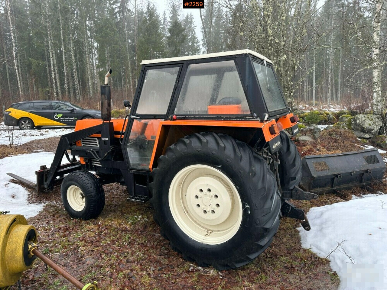 Tractor Ursus C385 Deluxe! with loader and implements - Τρακτέρ: φωτογραφία 2 Tractor Ursus C385 Deluxe! with loader and implements - Τρακτέρ: φωτογραφία 2