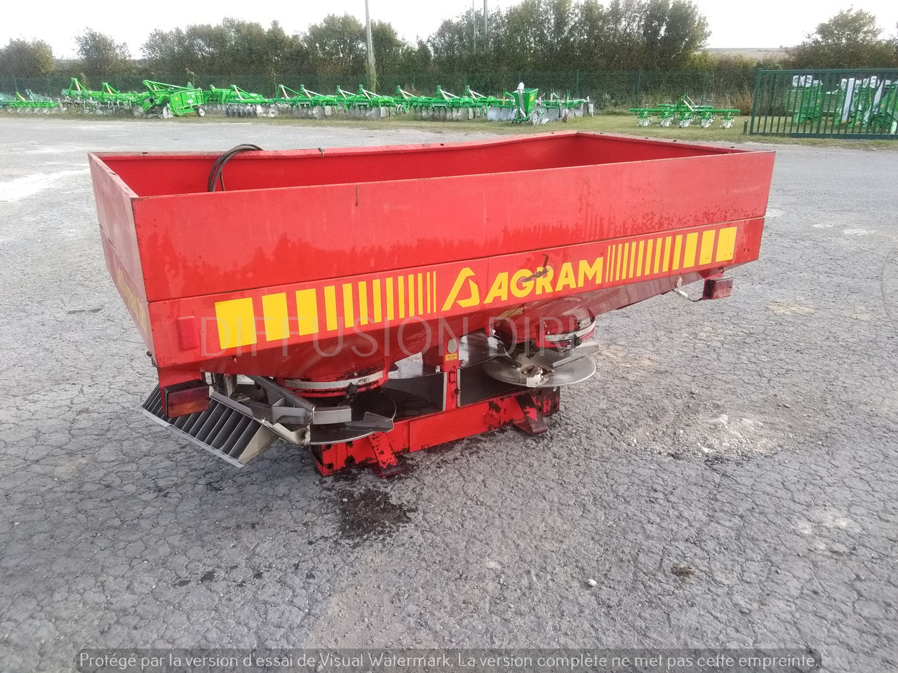 AGRAM DISTRIBUTEUR D'ENGRAIS JET SPREAD 281 - Λιπασματοδιανομέας: φωτογραφία 4 AGRAM DISTRIBUTEUR D'ENGRAIS JET SPREAD 281 - Λιπασματοδιανομέας: φωτογραφία 4