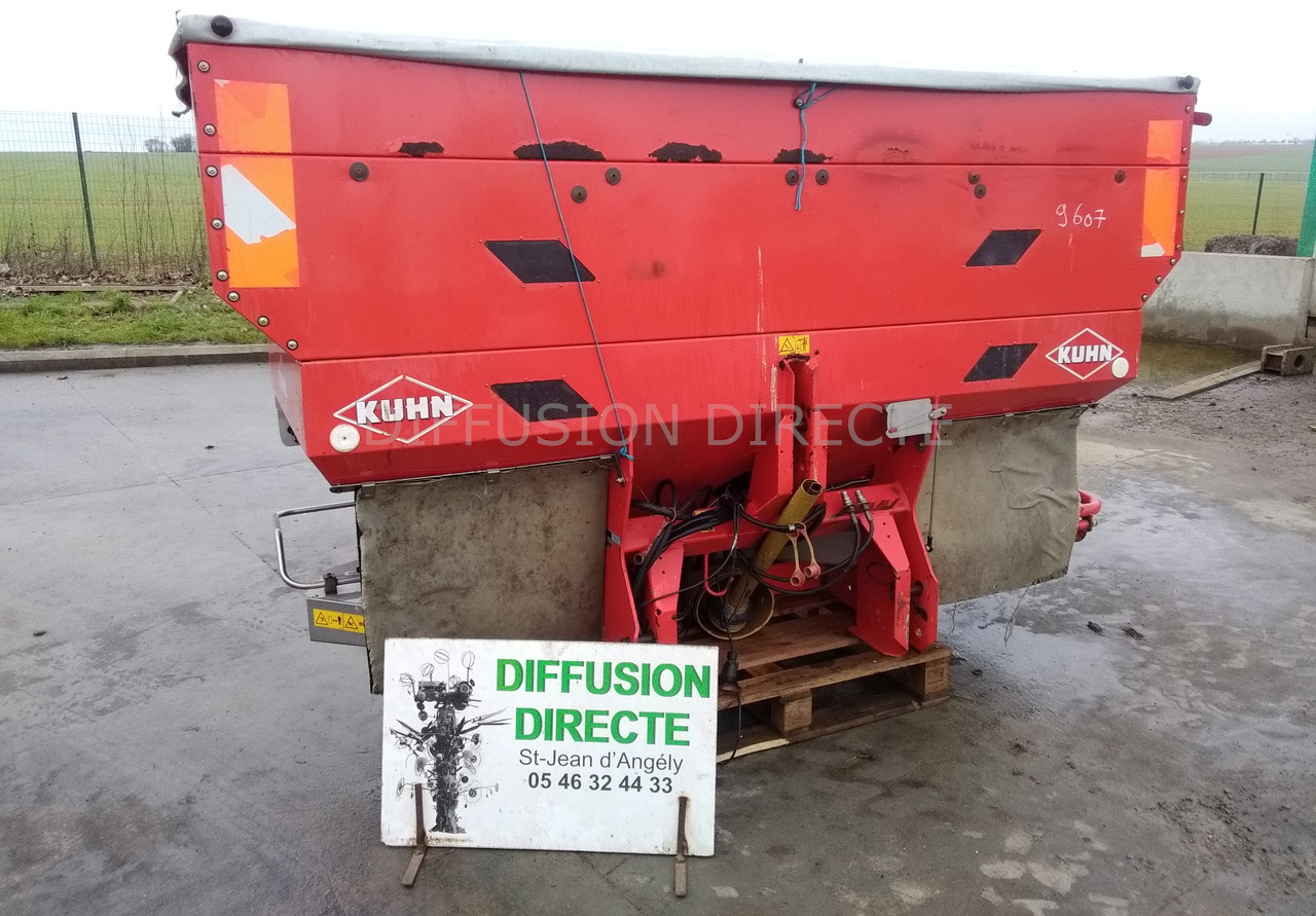 KUHN DISTRIBUTEUR D'ENGRAIS MDS 1141 - Λιπασματοδιανομέας: φωτογραφία 1 KUHN DISTRIBUTEUR D'ENGRAIS MDS 1141 - Λιπασματοδιανομέας: φωτογραφία 1