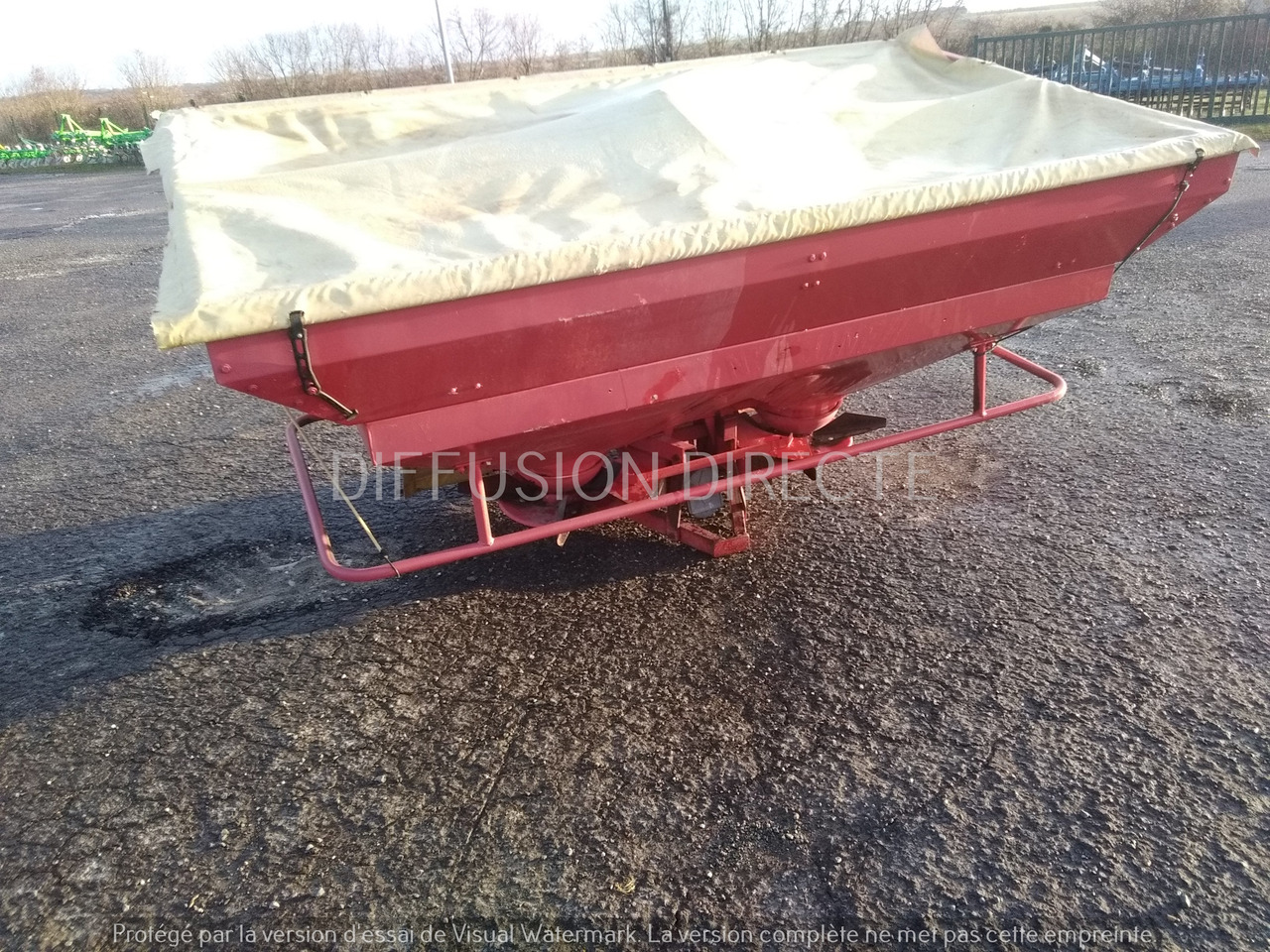 LELY DISTRIBUTEUR D'ENGRAIS CENTERMATIC PESEE - Λιπασματοδιανομέας: φωτογραφία 4 LELY DISTRIBUTEUR D'ENGRAIS CENTERMATIC PESEE - Λιπασματοδιανομέας: φωτογραφία 4