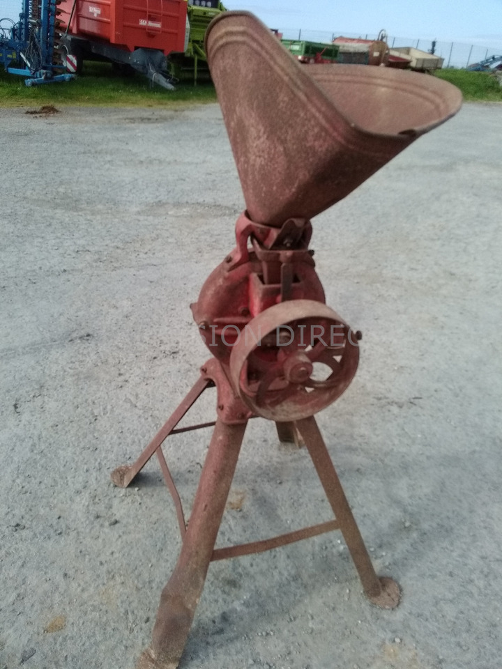 MOULIN A FARINE - Εξοπλισμός μετά τη συγκομιδή: φωτογραφία 3 MOULIN A FARINE - Εξοπλισμός μετά τη συγκομιδή: φωτογραφία 3