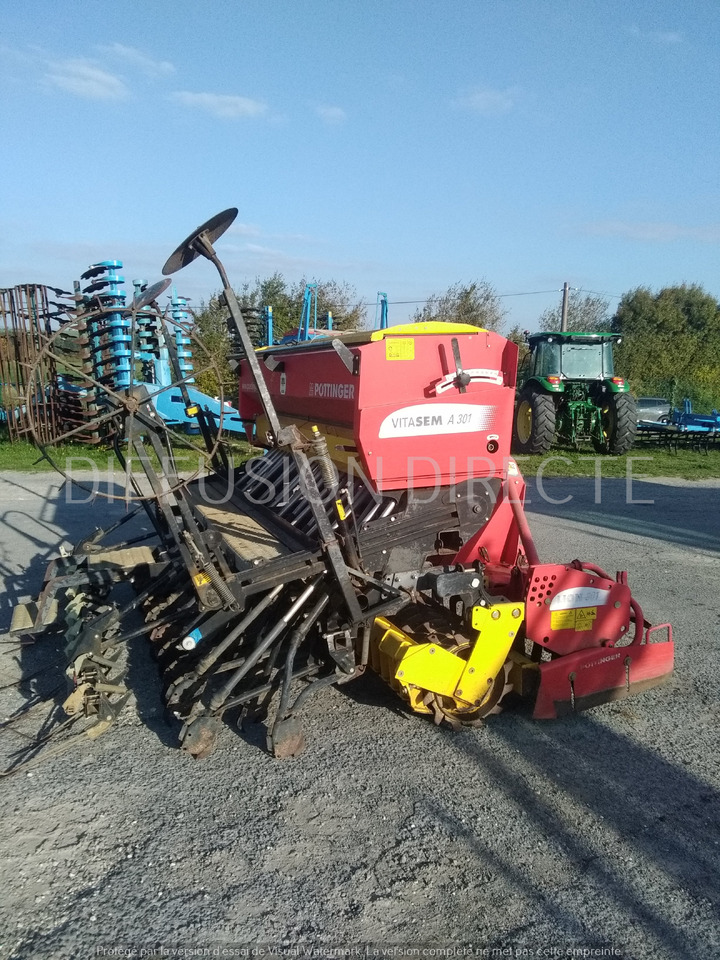 POTTINGER COMBINE DE SEMIS VITASEM A 301 - Σπαρτική με σβάρνα: φωτογραφία 4 POTTINGER COMBINE DE SEMIS VITASEM A 301 - Σπαρτική με σβάρνα: φωτογραφία 4