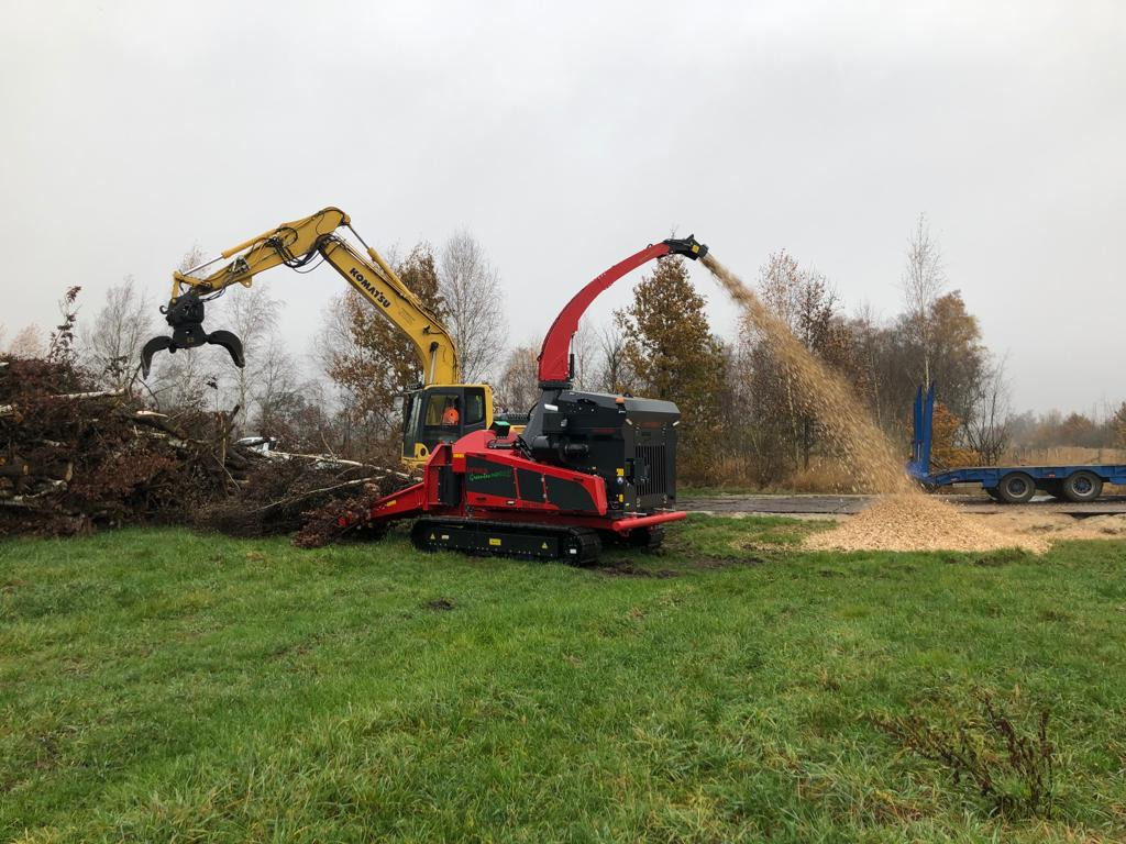 UFKES 942 Chipper - Θρυμματιστής: φωτογραφία 3 UFKES 942 Chipper - Θρυμματιστής: φωτογραφία 3