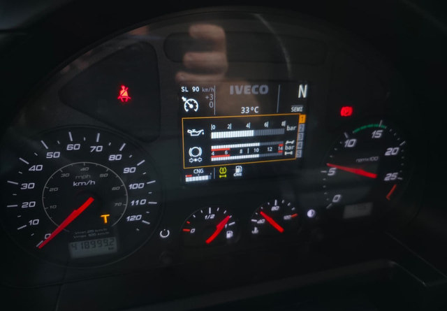 Τράκτορας IvecoStralis 460 4x2 CNG / LNG: φωτογραφία 17 Τράκτορας IvecoStralis 460 4x2 CNG / LNG: φωτογραφία 17