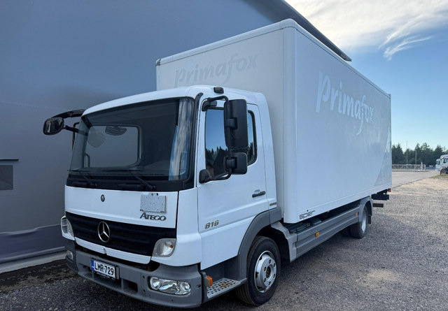 Mercedes-BenzAtego kaappi + perälauta - Φορτηγό κόφα: φωτογραφία 1 Mercedes-BenzAtego kaappi + perälauta - Φορτηγό κόφα: φωτογραφία 1