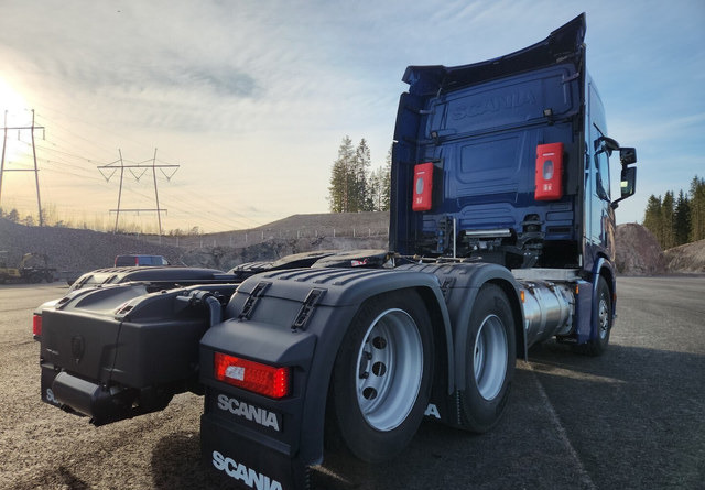 Scania R410 LNG / LBG 6x2 - Τράκτορας: φωτογραφία 4 Scania R410 LNG / LBG 6x2 - Τράκτορας: φωτογραφία 4