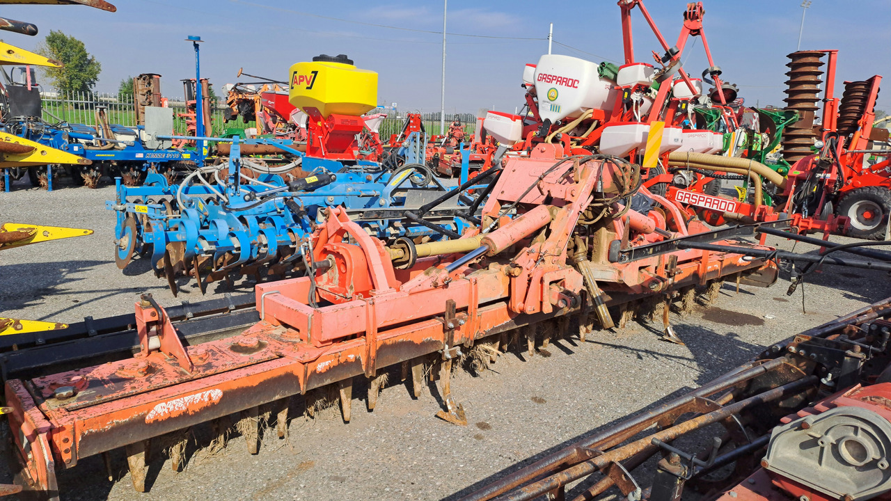 ERPICE ROTANTE MASCHIO AQUILA 6 METRI MOD 6000 * CR - Γεωργική φρέζα: φωτογραφία 1 ERPICE ROTANTE MASCHIO AQUILA 6 METRI MOD 6000 * CR - Γεωργική φρέζα: φωτογραφία 1