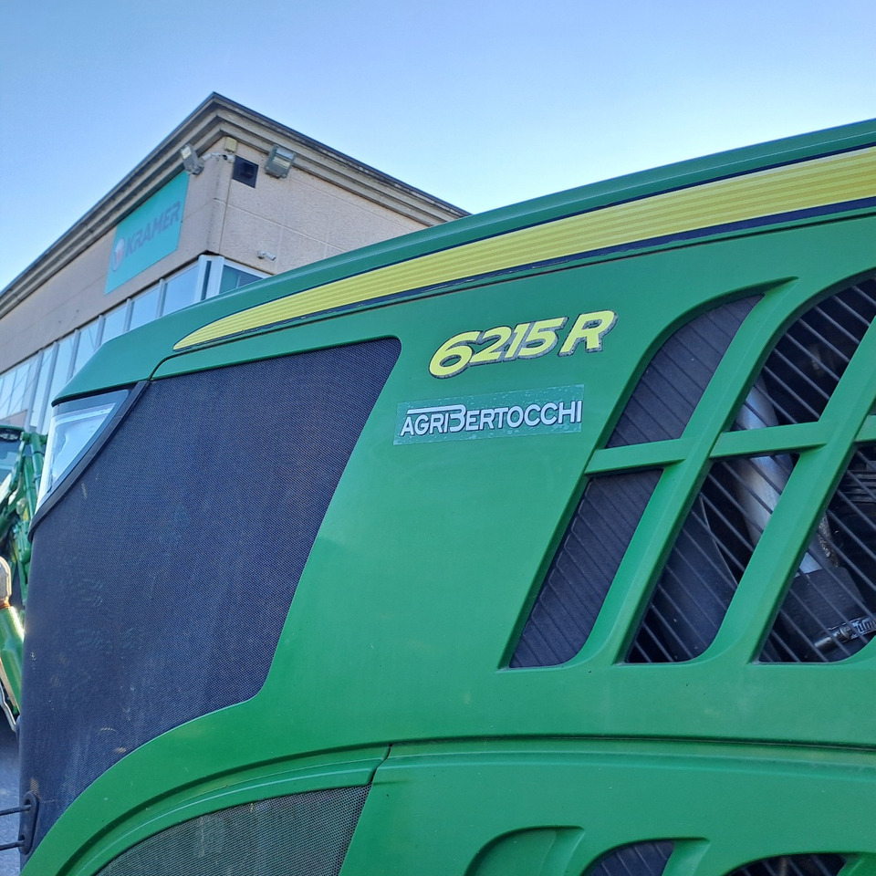 JOHN DEERE 6215R - Τρακτέρ: φωτογραφία 5 JOHN DEERE 6215R - Τρακτέρ: φωτογραφία 5